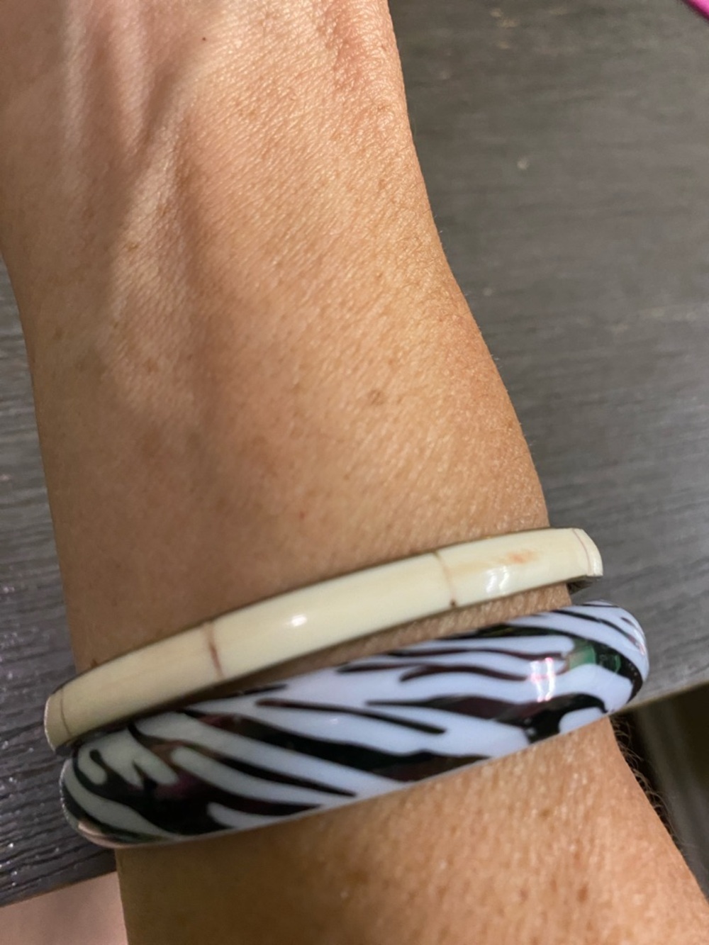 Two bangles - Picture 2 of 6